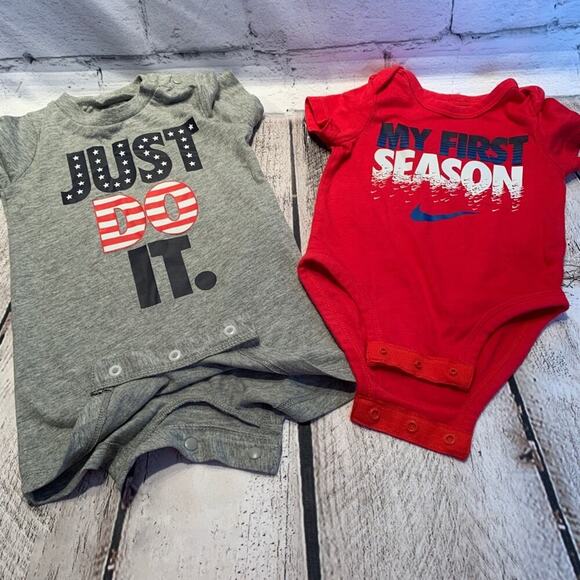 NIKE Boy’s Patriotic Romper and Onesie Set / Size: 3 Months - Picture 7 of 7